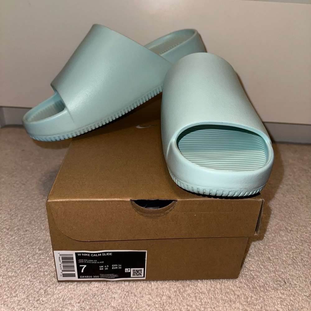 Nike Calm Slide